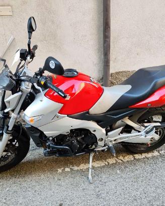 Suzuki Gsr 600