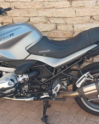 BMW R1200R 