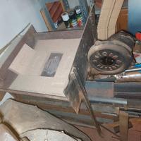 Forgia, incudine, carbone ,ferro e acciaio vario