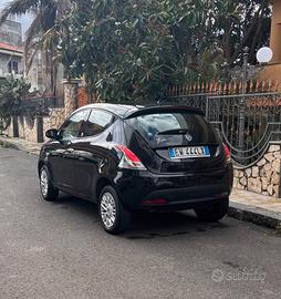 Lancia Ypsilon Eco-Chic 2014