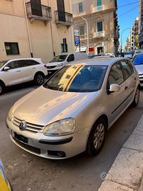 auto volkswagen golf 5