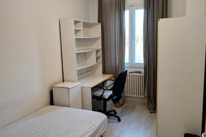 Camera singola arredata mq 15