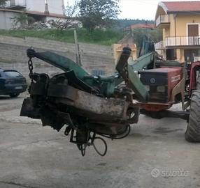 Scuotitore per olive