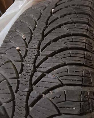 pneumatici invernali 185/65 R15 88T €50 cadauno