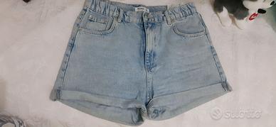 Pantaloncino in jeans