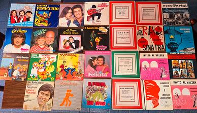 27 Dischi in vinile a 45 giri + 2Borse Portadischi