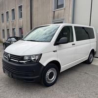 Volkswagen Transporter 2.0 TDI 9 posti