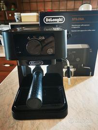 Macchinetta per caffè espresso e cappuccino