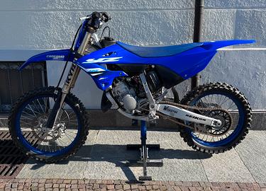 Yamaha yz 125 - 2025