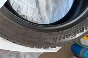 Pneumatici invernali Yokohama 225/50R18
