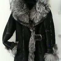 Giaccone in pelle di agnello con pelliccia nuovo