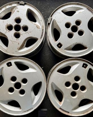 Cerchi in lega usati per Fiat Uno 1.4 Turbo