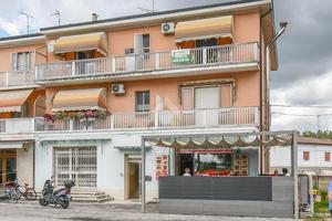 3 LOCALI A POGGIO RENATICO