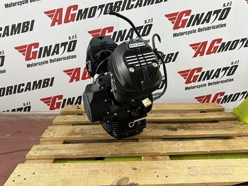 BLOCCO MOTORE COMPLETO AV MOTO GUZZI V7 STONE 2021