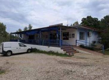 Immobile in asta di 282 m² con 2 locali a Siniscol