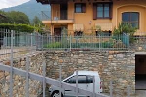 Parziale villetta indipendente a Quart