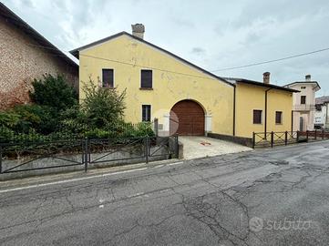 CASA INDIPENDENTE A BORGO SAN GIACOMO