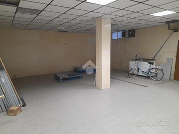 CAPANNONE A GRUMELLO DEL MONTE