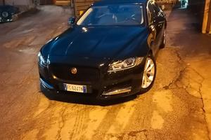 Jaguar xf 2.o 180 CV Prestige 