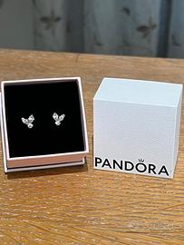 Orecchini Pandora petali luminosi