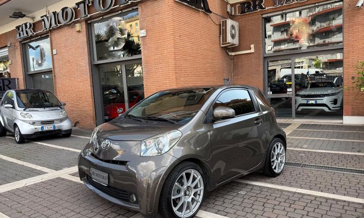 Toyota iQ 1.3 CVT Executive 98cv - UNICA per CONDI