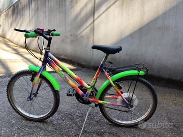 Bicicletta con cambio raggio 20