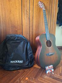 chitarra acustica