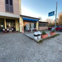 Bar caffetteria avviato con locale di proprietà