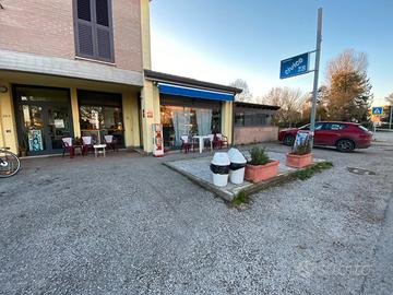 Bar caffetteria avviato con locale di proprietà