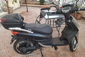 Motore elettrico pari a nuovo