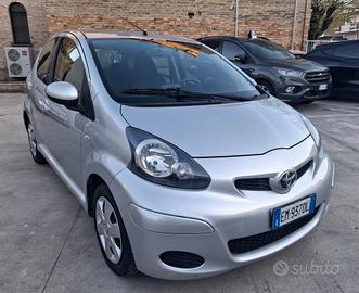 Toyota Aygo 1.0 12V VVT Anno 2012