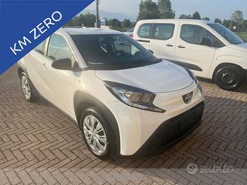 Toyota Aygo x 1.0 active 72cv s-cvt