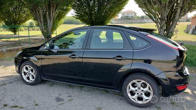 Ford Focus 1.6 GPL