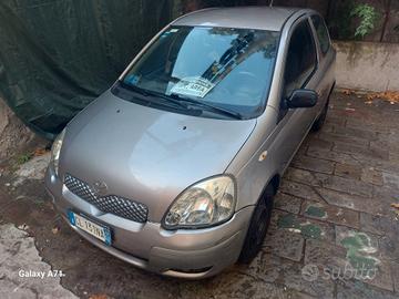 Toyota Yaris 1.3i 16V cat 3 porte Sol Blue