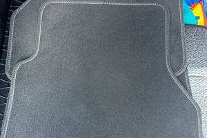 Tappeti in moquette anteriori e posteriori Audi A6