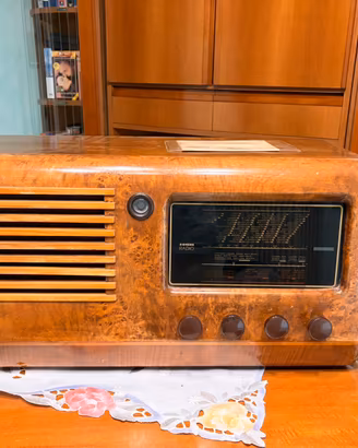 Radio a Valvole Siemens anni ‘40