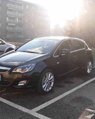Opel Astra J 1600 cc 115 CV benzina 