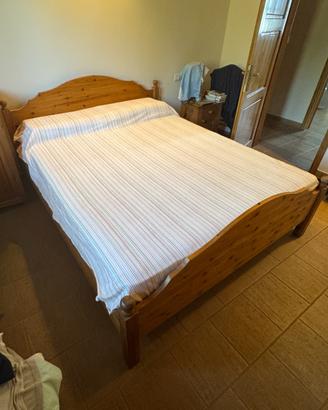 Letto artigianale in legno massello + 2 reti IKEA