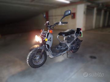 SCOOTER HONDA ZOOMER 50 4T DEL 2005 57.200 KM MOTO
