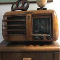 Radio e mobile giradischi anni 40