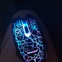 mouse con luci LED 