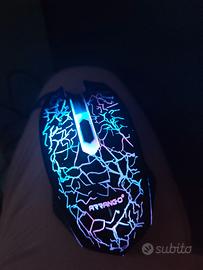 mouse con luci LED 