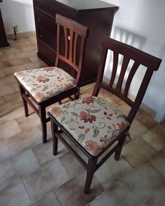 Coppia sedie in legno con cuscini( no spedizione)