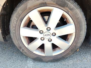 Ruote cerchi in lega 16" Ford con gomme 