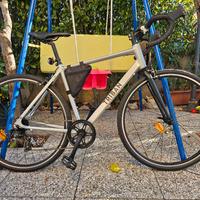 Bici da corsa gravel Triban RC 100 Assicurata!