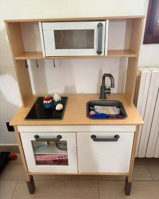 Cucina ikea giocattolo per bambini
