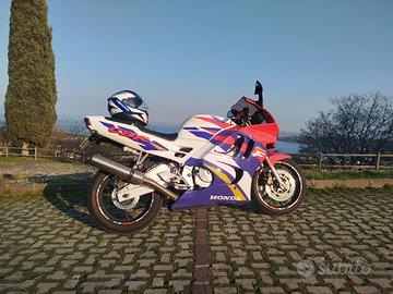 HONDA CBR 600 F3  del 1995