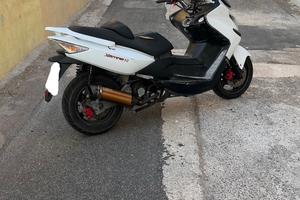 Kymco Xciting 300i - 2009