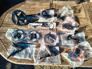 Gruppo elettronico Shimano 105 di2 12v