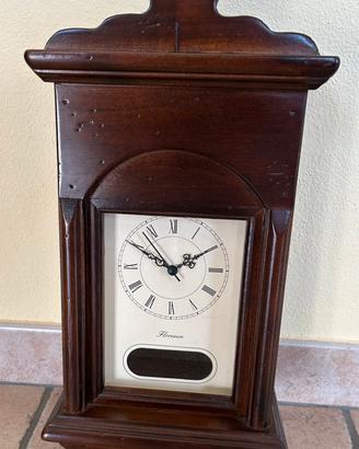 Orologio parete legno Vintage non funzionante.